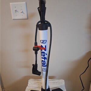Zefal White and Black Bike Pump
